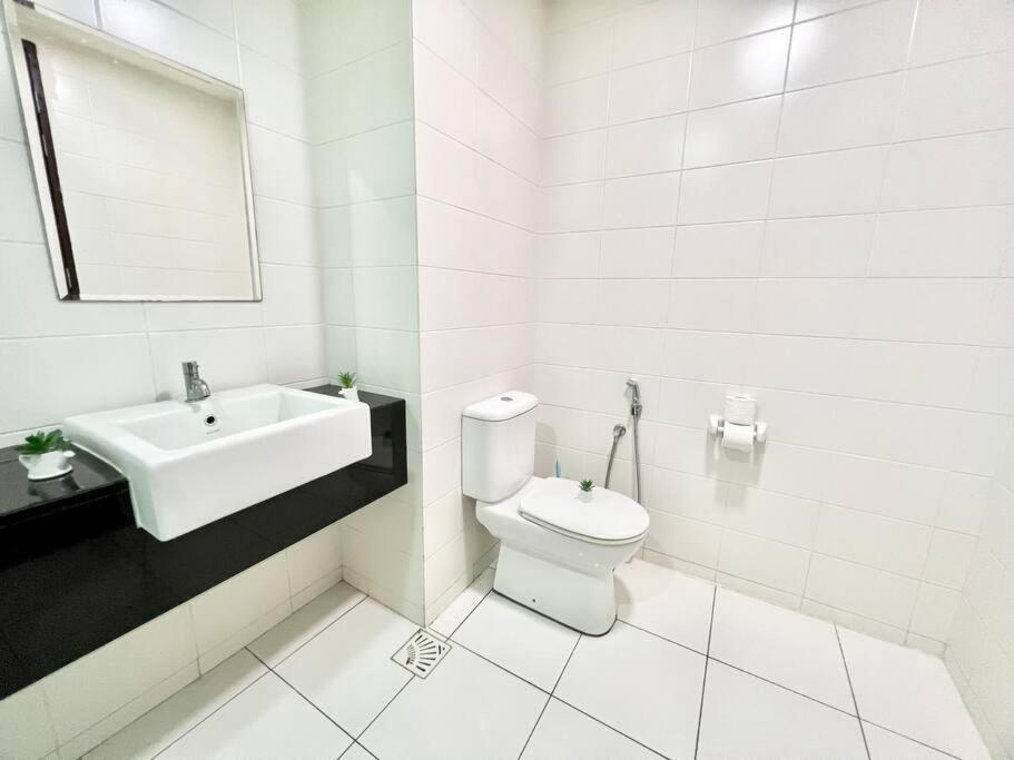G 1-5Pax Cozy Home Trefoil Setia Alam 100Mps Wifi & Tv Sccc Εξωτερικό φωτογραφία